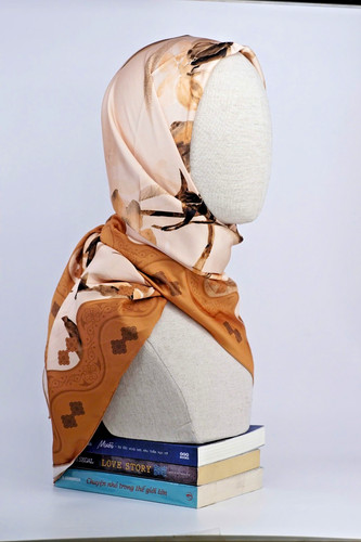 Satin hijab mit - satin, nur