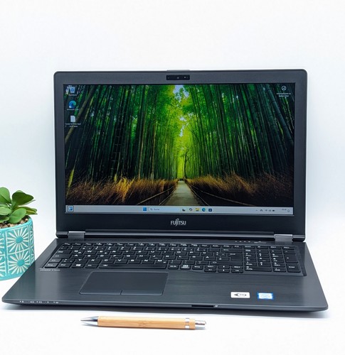 Fujitsu laptop u7510 - 15,6", ips
