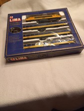 LIMA 149748 CP1605 gelb mit 3 Wagen.