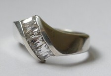 Ring 6 Zirkonias Baquetten 925