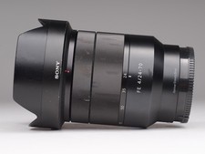 Sony Carl Zeiss Vario-Tessar T* SEL2470Z 24-70mm f/4.0 ZA FE OSS