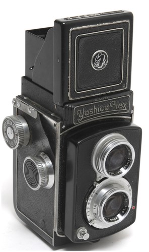Early yashicaflex tlr camera - yashicaflex,