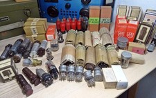 Konvolut / Sammlung 70 Röhren