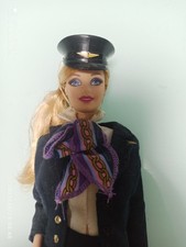 Barbie Puppe im Stewardess Kostüm