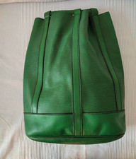 LOUIS VUITTON Epi Randonnée Schultertasche Rucksack grün