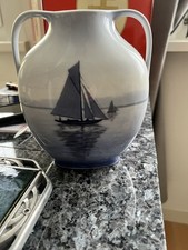 Royal copenhagen vase - royal,