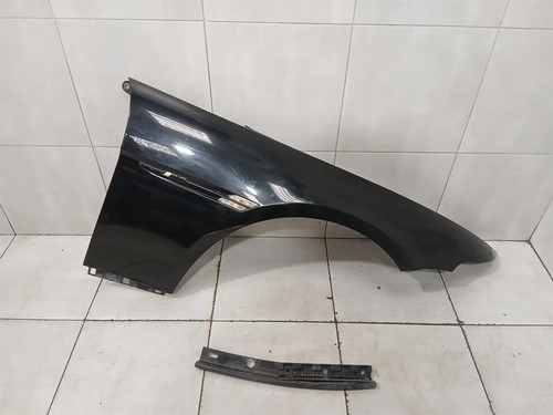 Bmw series e63 right wing - right,