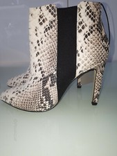 NEU H&M Premium Leder Stiefeletten Echtleder Schlangen Muster Gr. 36 NP 99€