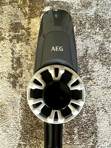 Aeg kabelloser stabstaubsauger - aeg,