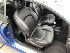 Peugeot 206CC Typ 2D Sitz vorn