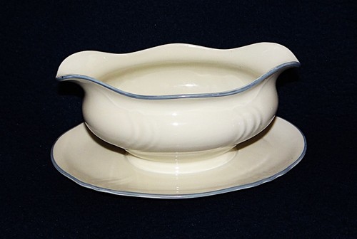 Dekorative porzellan sauciere - porzellan,