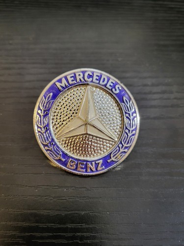 Mercedes stern kühler emblem - mercedes,