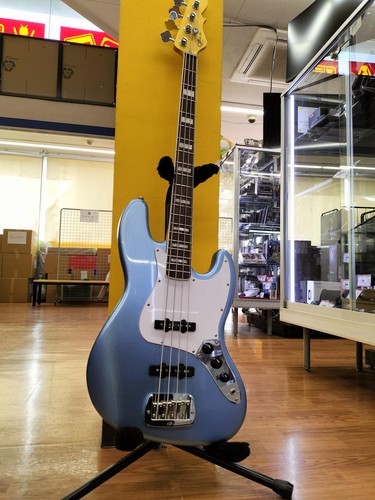 Jazz bass typ jb - tr, rw
