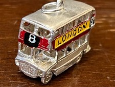 Schwerer großer massiver