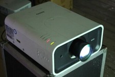 *Sanyo PLC-XP100+LNS S31*Beamer Projektor 6500lm 0h (Eiki LC-X80|Christie LX650)