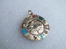 Vintage -Anhänger / Amulett