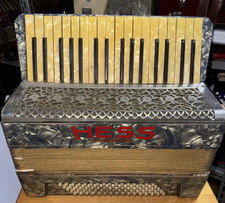 Sammlerstück: Altes Akkordeon Hess Klingenthal #109