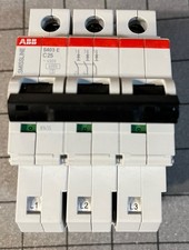 ABB S403E B25 Leitungsschutzschalter SMISSLINE 2CCS573001R0255 