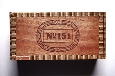 Alte Zigarrenkiste aus Holz