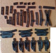 H0 Trix Express Gleise-Elektro Weichen und Kreuzungen