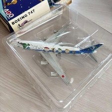 ANA Snoopy Jet Boeing 747-400