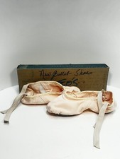 Leo’s Dancewear Pink Canvas