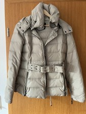 Zara Daunen Jacke Kapuze beige