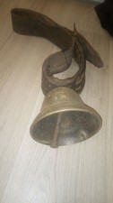 Alte Kuhglocke mit Lederband