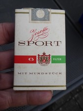 Alte leere Zigarettenschachtel