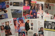 30 TINA TURNER Clippings