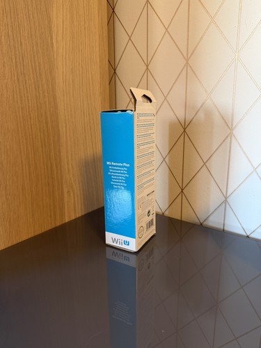 Nintendo wii remote plus - nintendo,