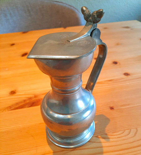 Zinnkrug mit klappdeckel - zinnkrug,