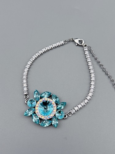 Elegantes armband mit - elegantes,
