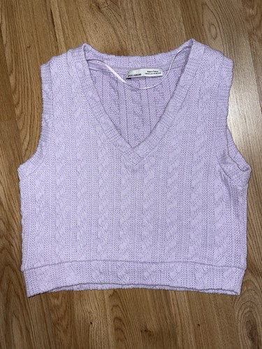Fliederfarbene strickweste von - fliederfarbene,