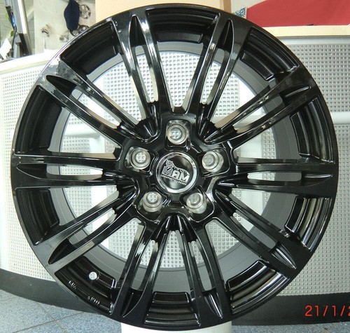 Schwarze alufelgen 8x18 - schwarze, alufelgen,
