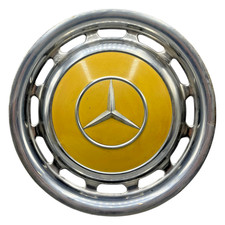 Mercedes Benz Radkappe W123