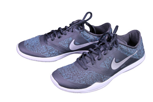 Nike sneaker studio - nike,