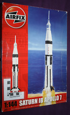 Airfix Saturn IB Apollo 7 Rakete Maßstab 1:144 Modellbausatz A03172. 1B