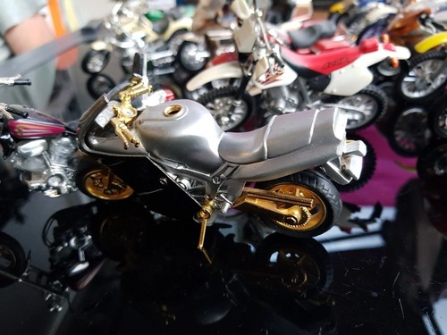 Motorrad modelle stück - modelle,