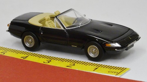 Ferrari 365 gts schwarz - gts,
