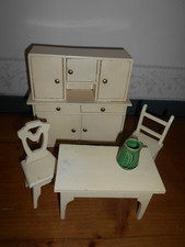 sehr alte Puppenstuben Möbel