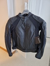 Neu und Ungetragene Damen REVIT Lederjacke In Gr. 40   Neupreis 249.-