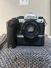 Nikon FM2 35mm Film Camera w/