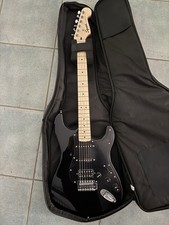 Squier by Fender Sonic