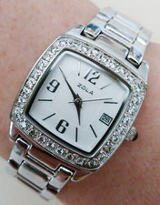 Exclusive Damenuhr ZOLA, Sekundenzeiger, Steinbesatz, Datumsanzeige,