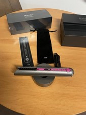 Kleines Glätteisen Lockenstab