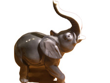 Porzellanfigur Elefant, alt