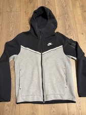 Nike Tech Fleece Jacke, Größe M, Grau/Schwarz