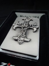 Zippo Feuerzeug "Gothic double Cross" Kreuz  Limited Edition, OVP