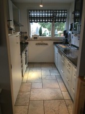 Einbauküche mit Elektrogeräten